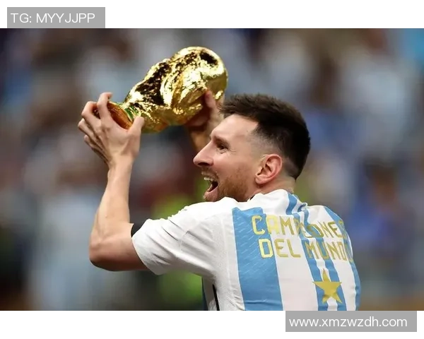 哪位足球巨星的劲射让足球瞬间爆裂成两半 哪位足球巨星的劲射让足球瞬间爆裂成两半